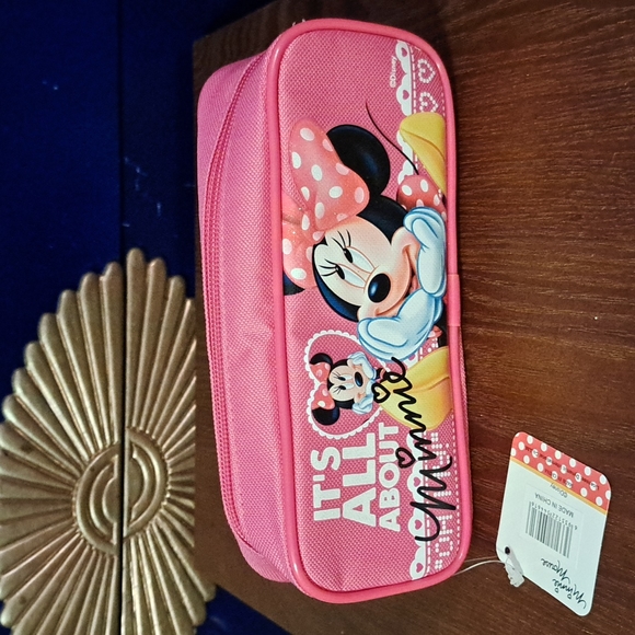 Disney Other - Disney Minnie Mouse cloth pencil box